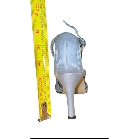 Caparros Pale Silver Aurora - Strappy Pointed Toe Heels Womens Sz 10 - READ DESC - Picture 4 of 10